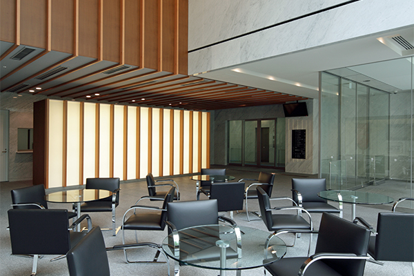 エントランスホール