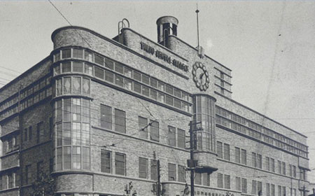 完成した水道橋校舎