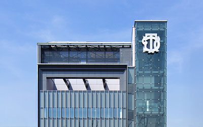 東京歯科大学 新館外観