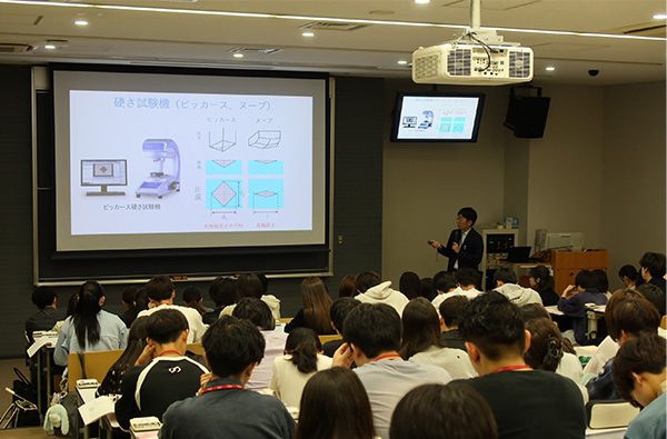 歯科理工学講座の教育