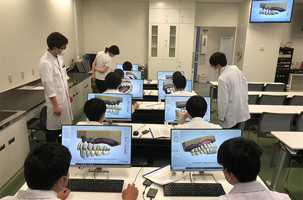 老年歯科補綴学講座の教育