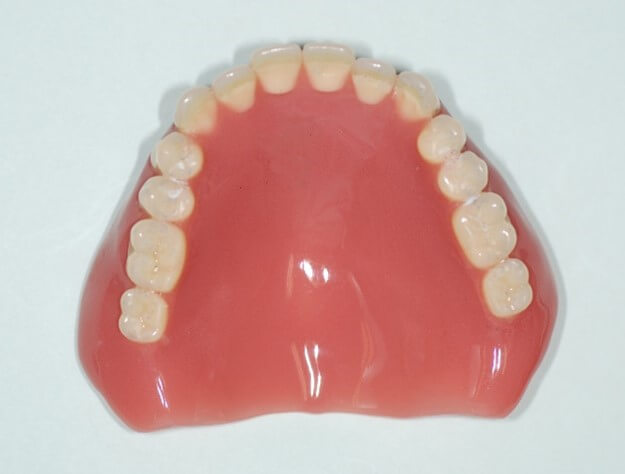 レジン床義歯（総義歯）